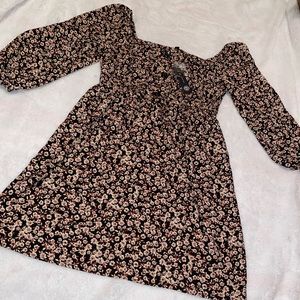 OS Floral long sleve dress